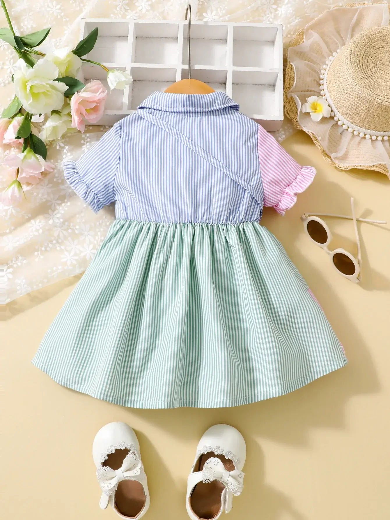 Girls Dress With Lapel, Flared Sleeves &amp; Buttons